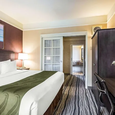 Ramada Suites By Wyndham San Diego